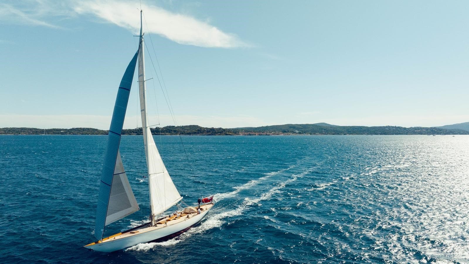 SAVANNAH — 1996 · 89.99' · 2 Cabins · Pre-Owned