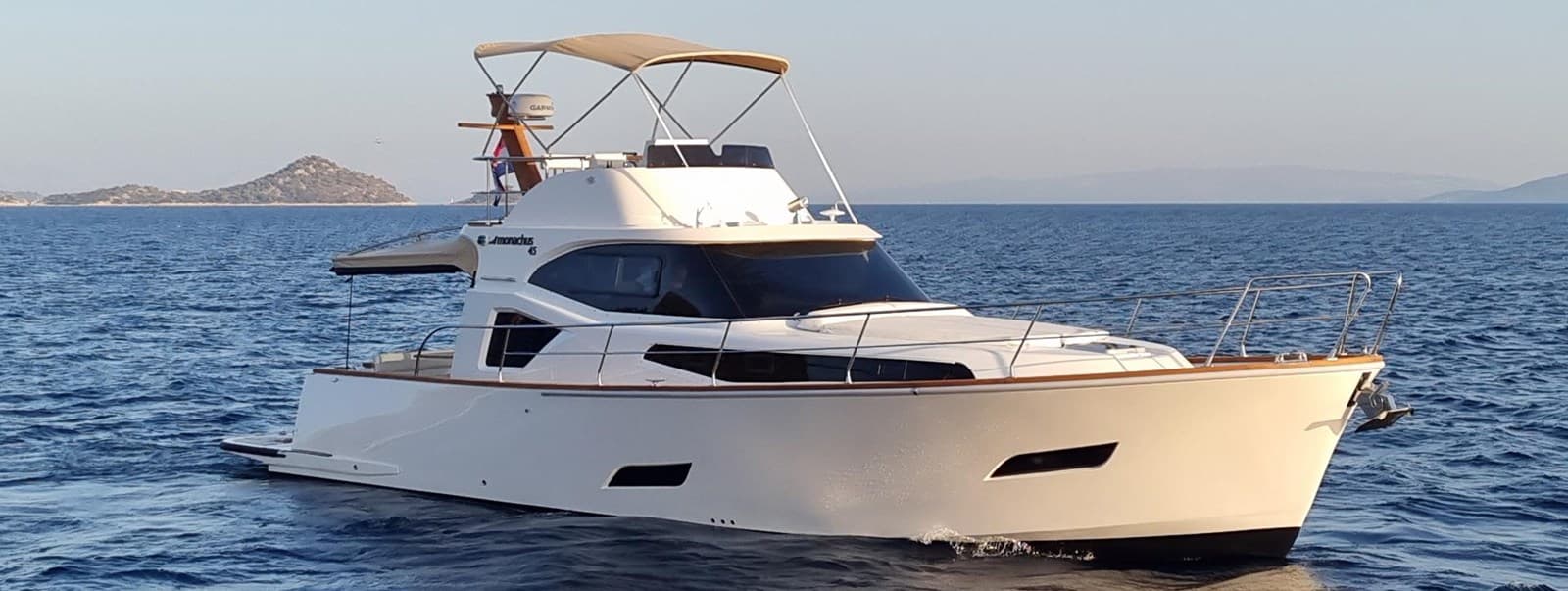 MONACHUS 47 FLY — 2026 · 46.98' · 3 Cabins · Pre-Owned