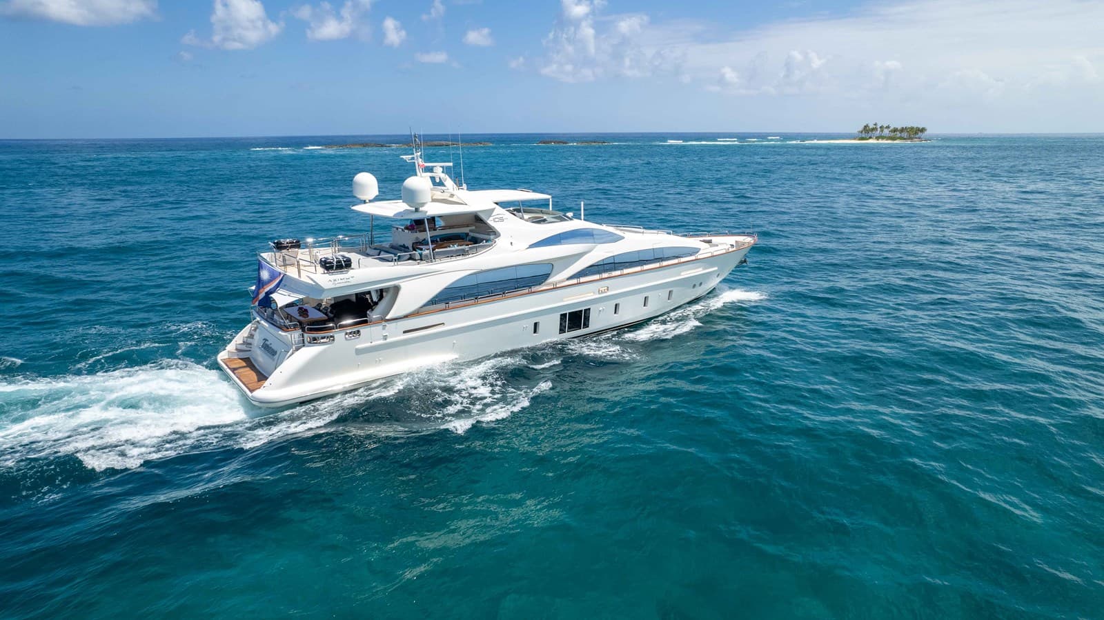 INSIEME — 2012 · 104.99' · 5 Cabins · Pre-Owned