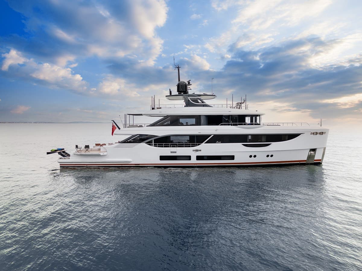 A+ — 2024 · 111.55' · 5 Cabins · Pre-Owned