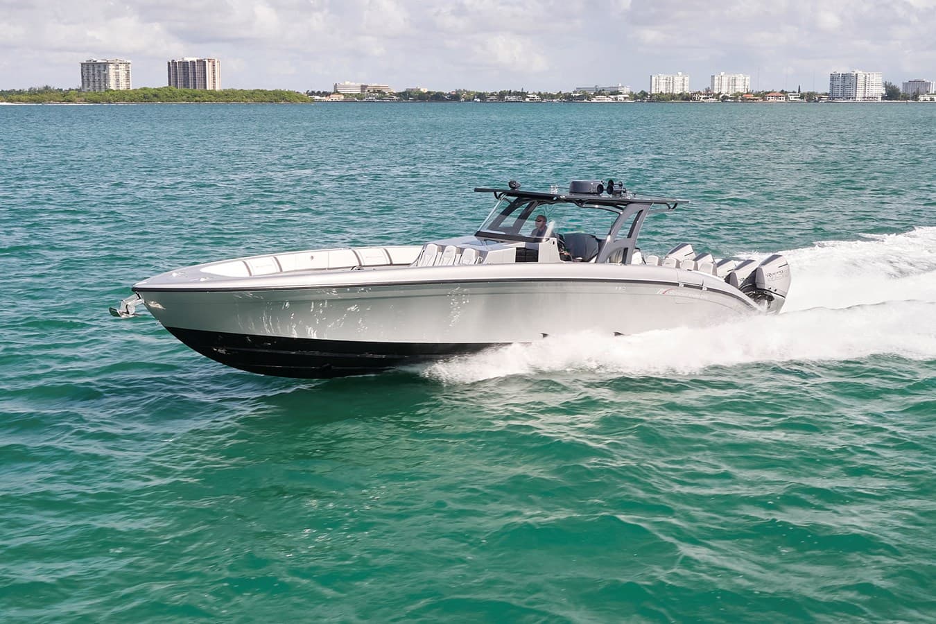 DEVENZO — 2022 · 42.98' · 1 Cabin · Pre-Owned