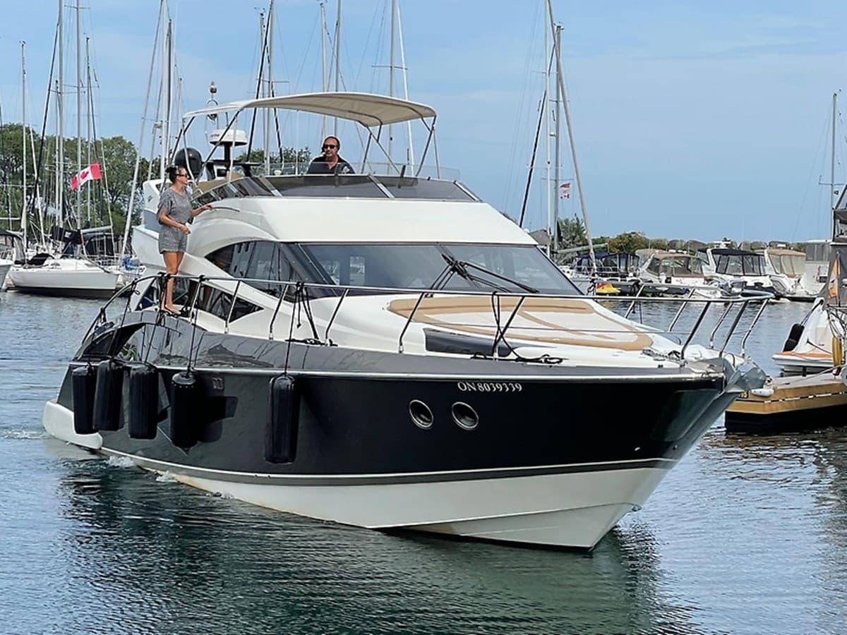 MARQUIS 500 SPORT BRIDGE — 2012 · 49.48' · 3 Cabins · Pre-Owned