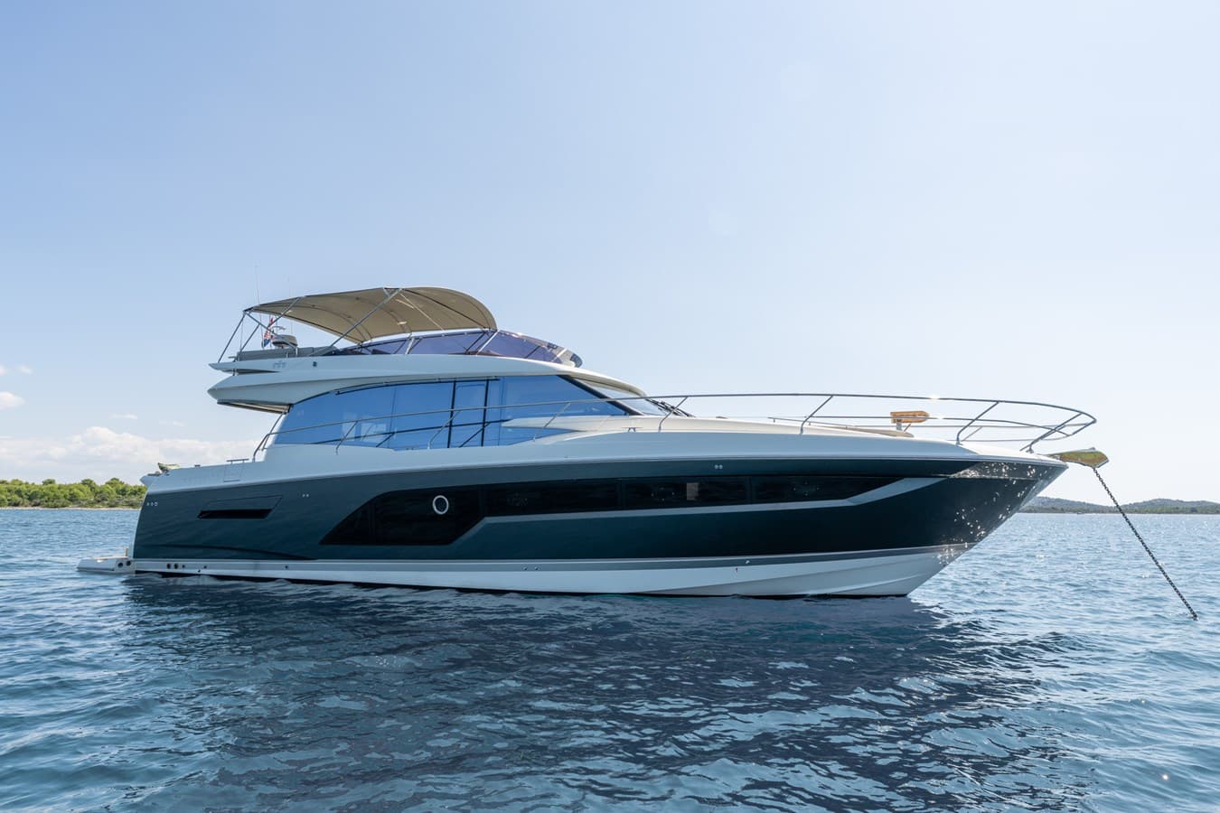 THE SUN — 2020 · 61.35' · 3 Cabins · Pre-Owned