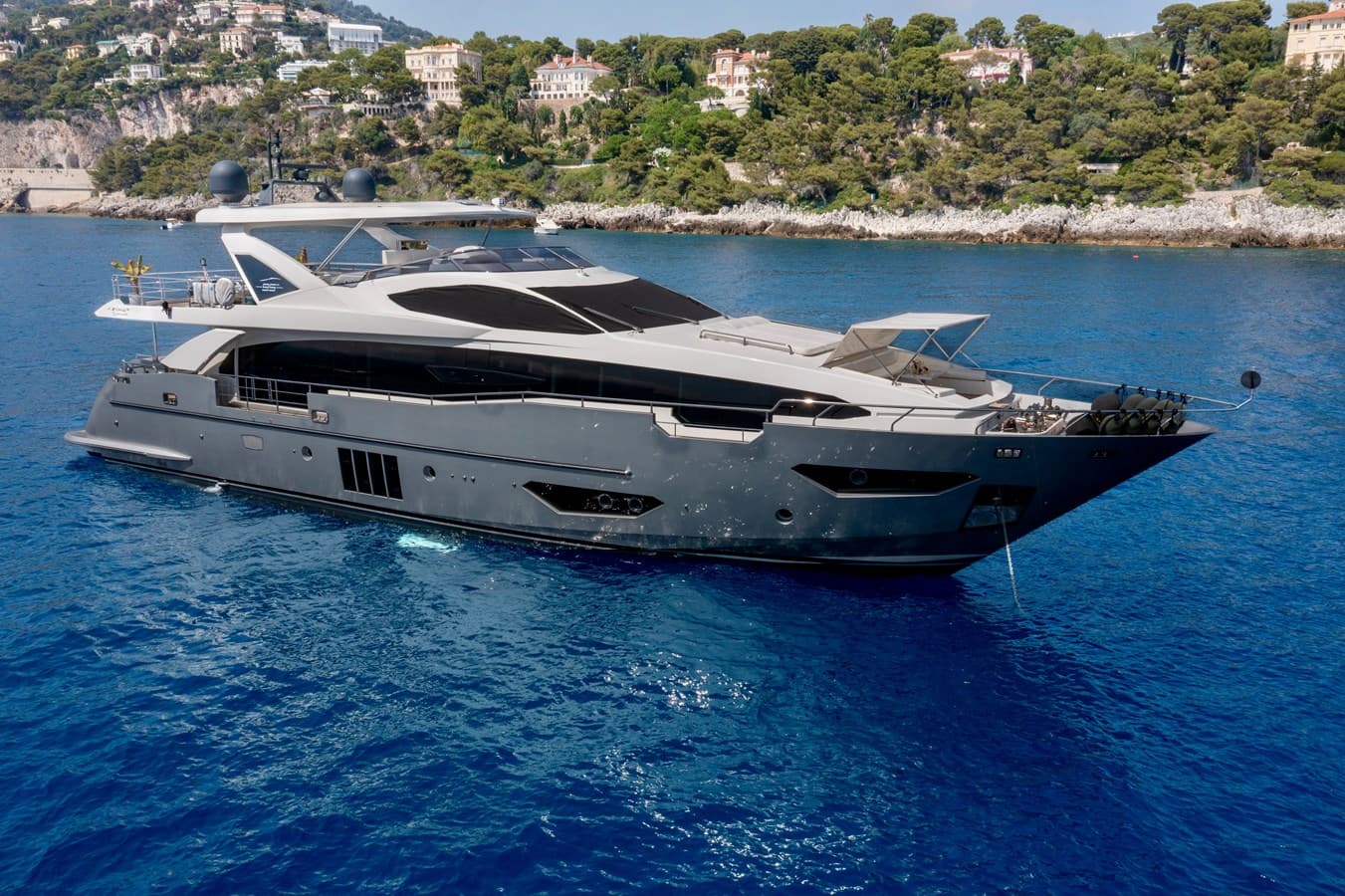 ANASTASIA V — 2017 · 93.9' · 5 Cabins · Pre-Owned