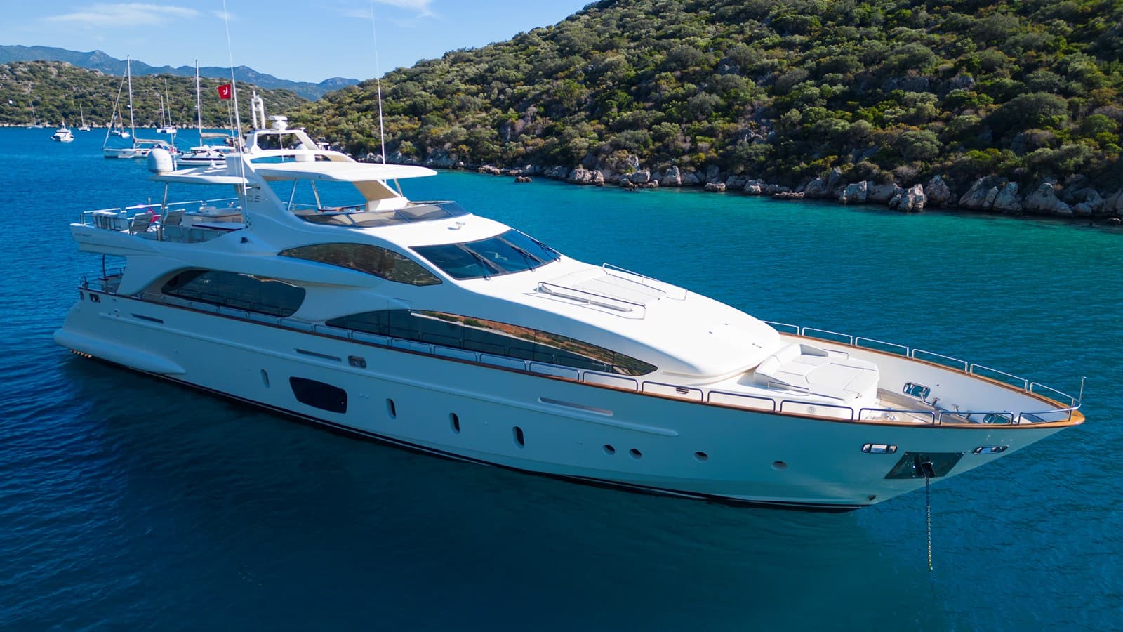 LA RUBIA — 2011 · 103.02' · 5 Cabins · Pre-Owned