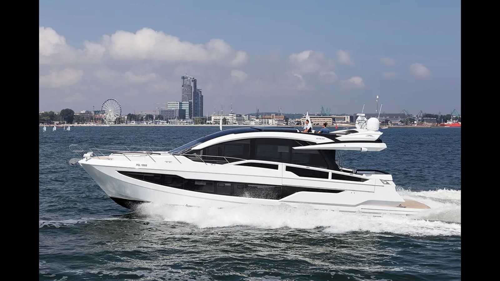 GLN65001J819 — 2019 · 67.98' · 2 Cabins · Pre-Owned