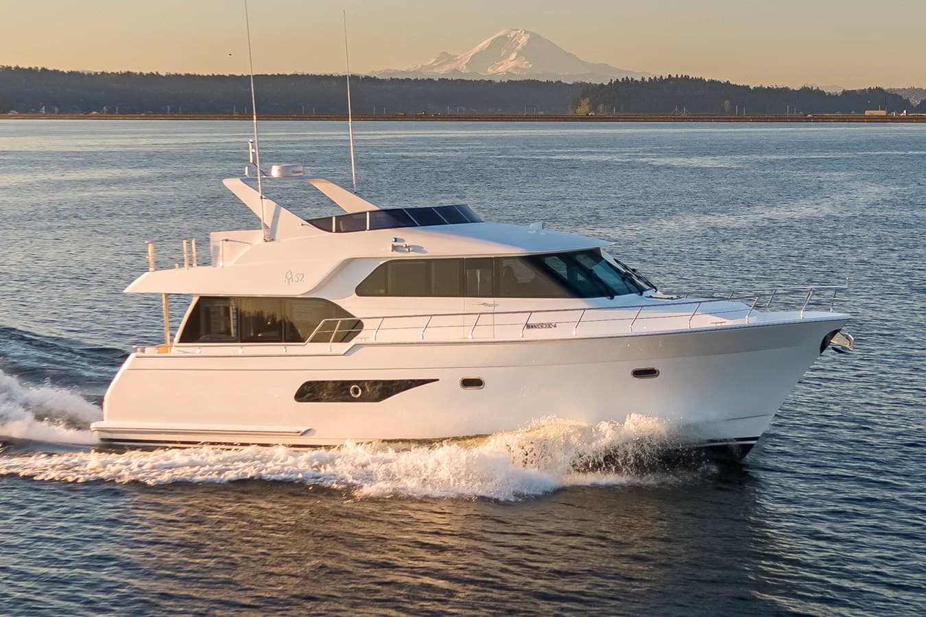 APOLLONIAN 52 — 2025 · 51.97' · 3 Cabins · Pre-Owned