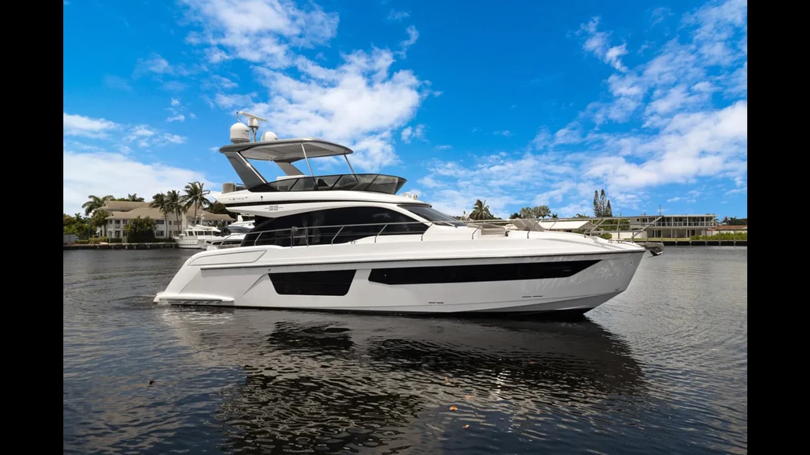 2025 AZIMUT 53 FLY — 2025 · 52.99' · 3 Cabins · Pre-Owned