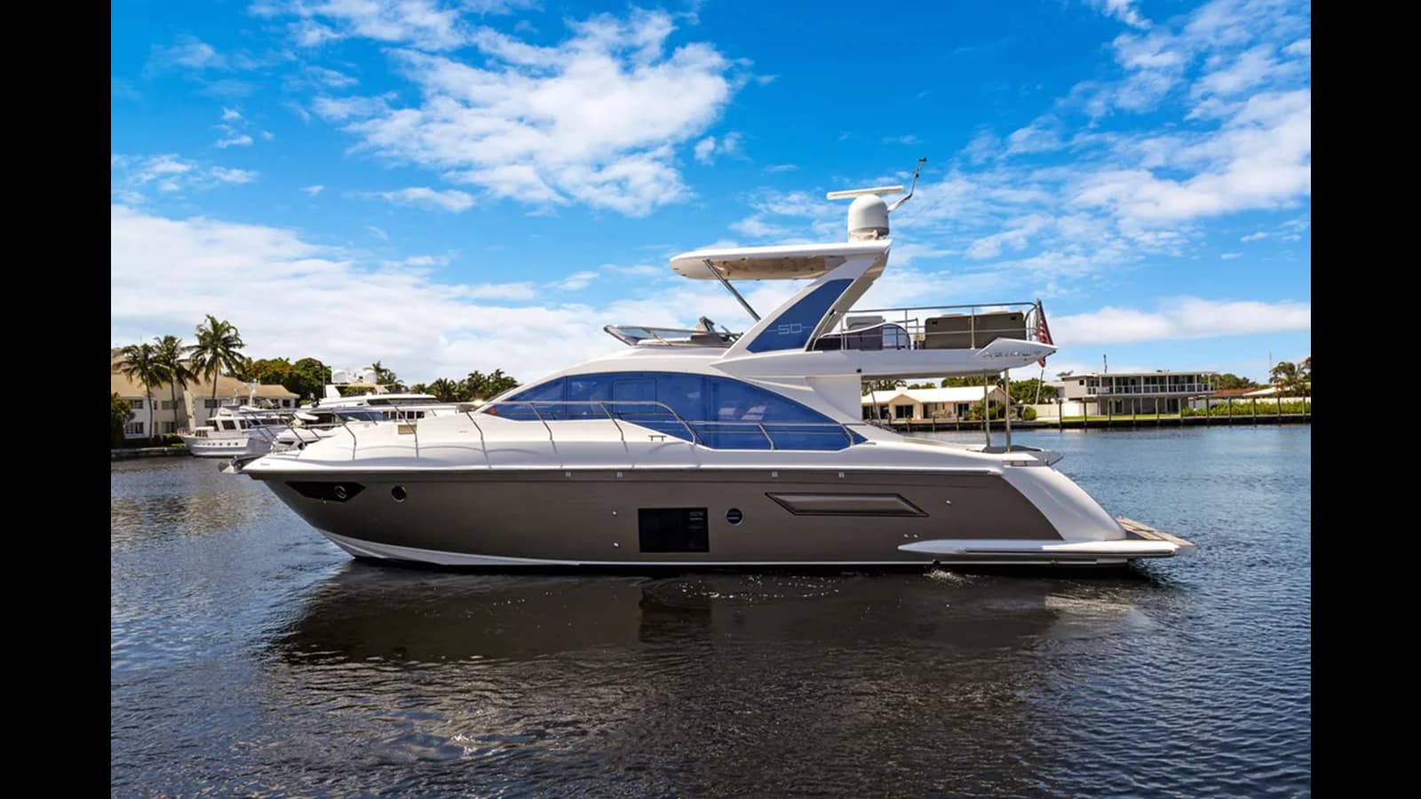 2019 AZIMUT 50 FLYBRIDGE — 2019 · 49.97' · 3 Cabins · Pre-Owned