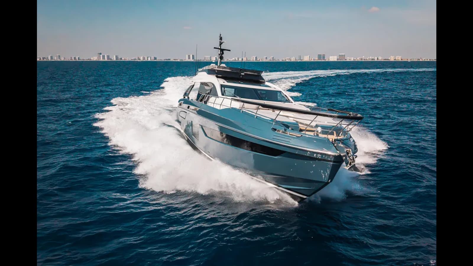 2025 AZIMUT S8 — 2025 · 80.97' · 4 Cabins · Pre-Owned