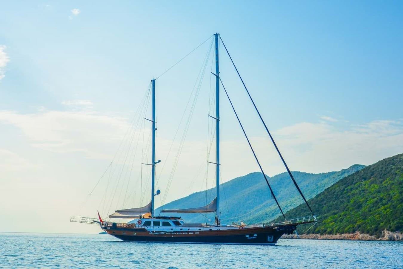 PAPA JOE — 2007 · 115.16' · 5 Cabins · Pre-Owned