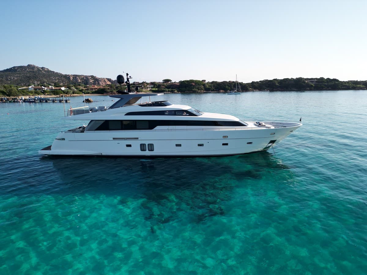 SANLORENZO SL96 — 2016 · 96' · 4 Cabins · Pre-Owned