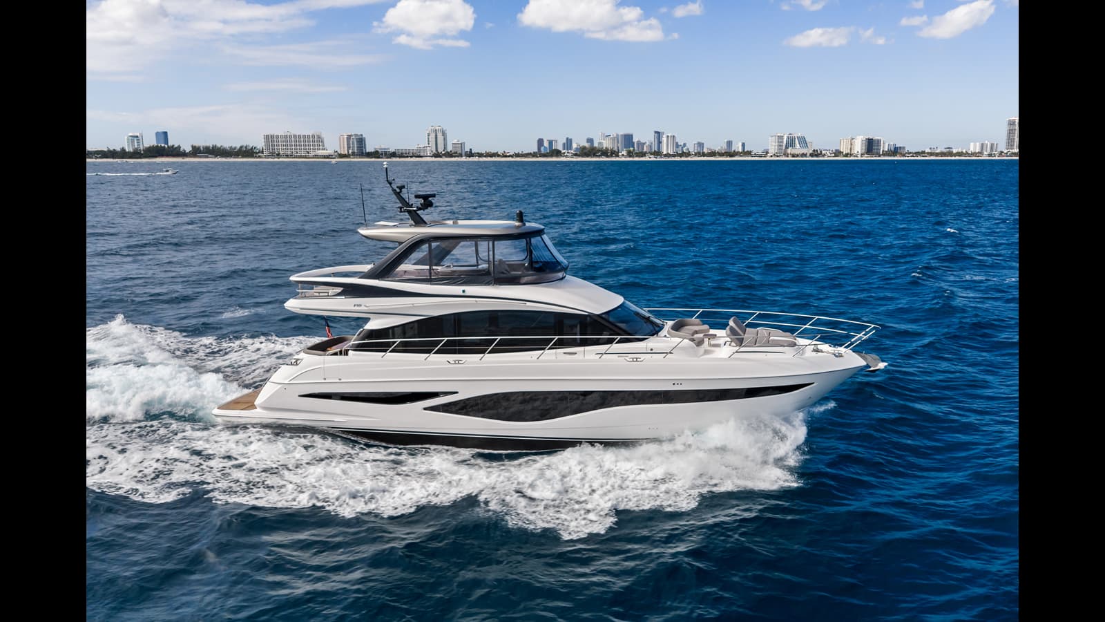 R&R — 2025 · 64.99' · 4 Cabins · Pre-Owned