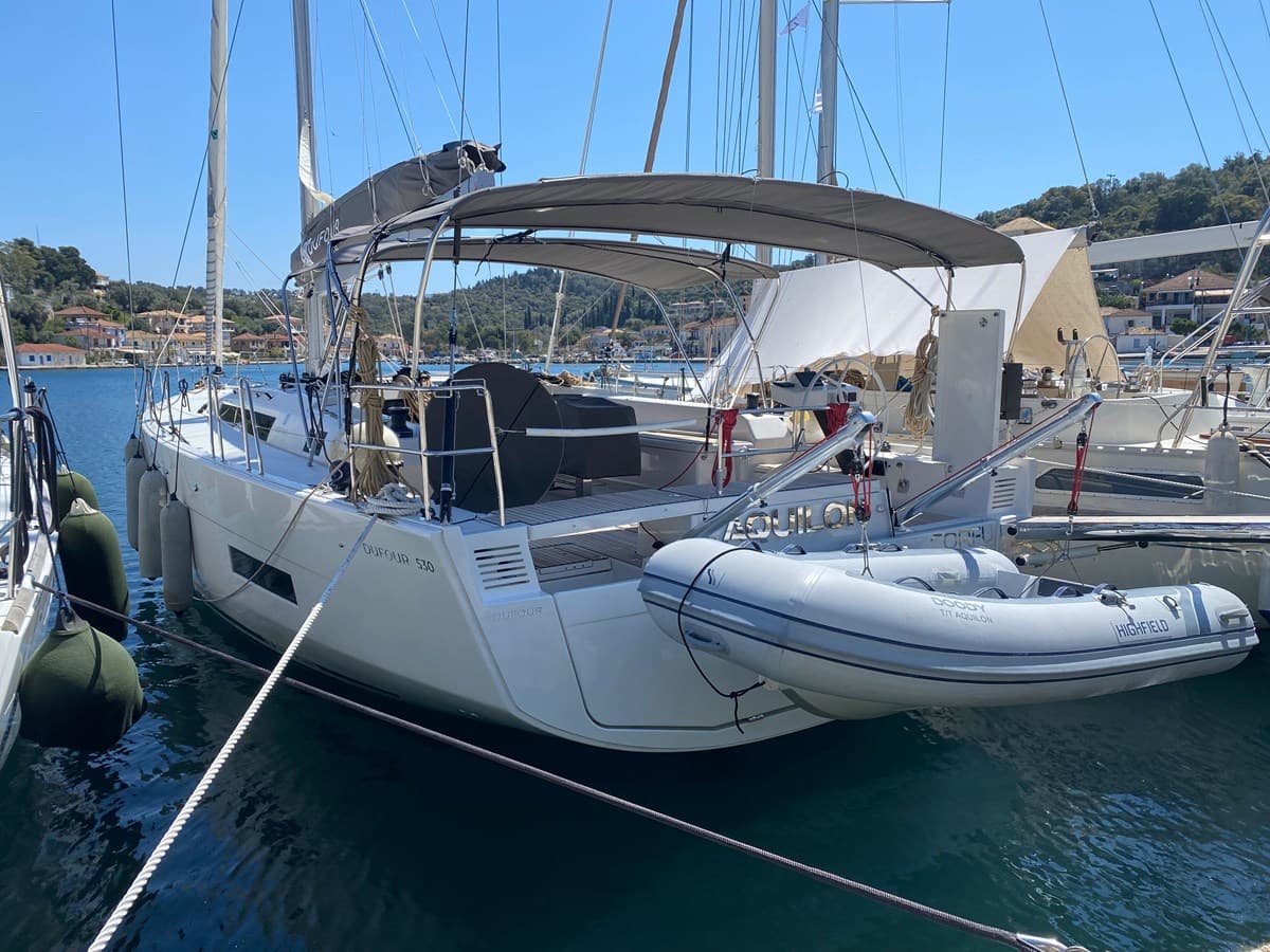 AQUILON — 2021 · 54.13' · 3 Cabins · Pre-Owned