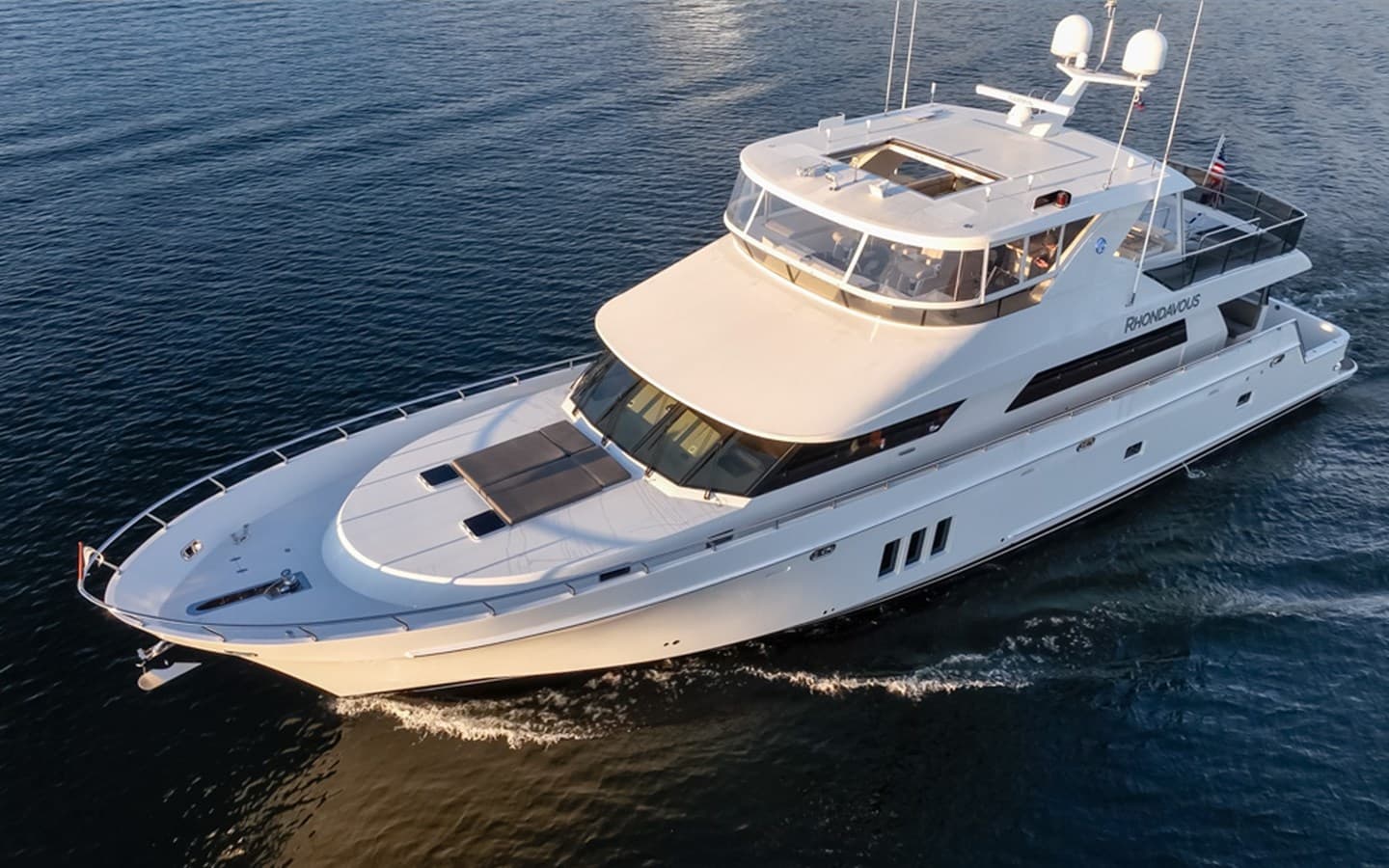 RHONDAVOUS — 2014 · 84.97' · 3 Cabins · Pre-Owned