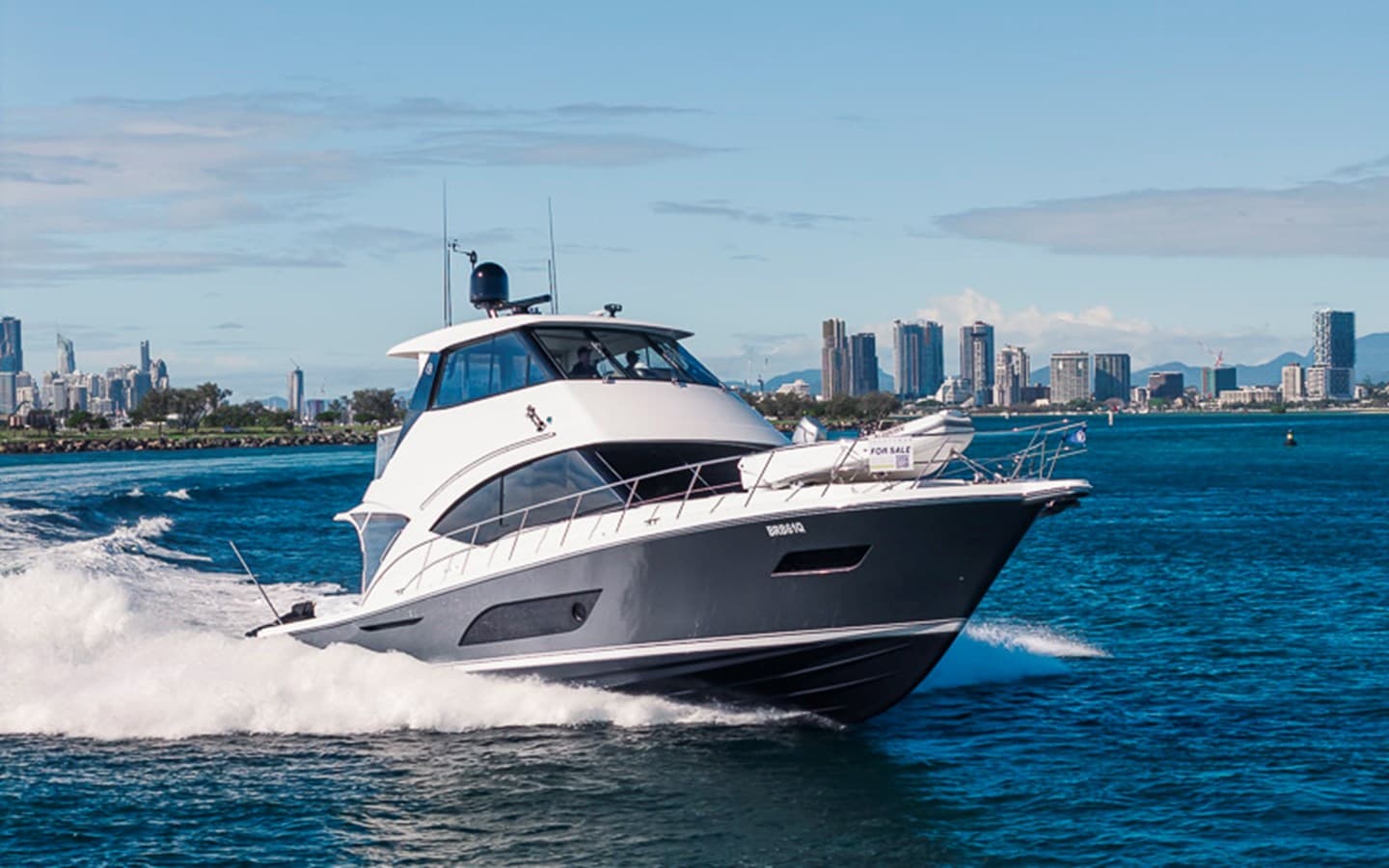 BUZZ — 2020 · 56.99' · 3 Cabins · Pre-Owned