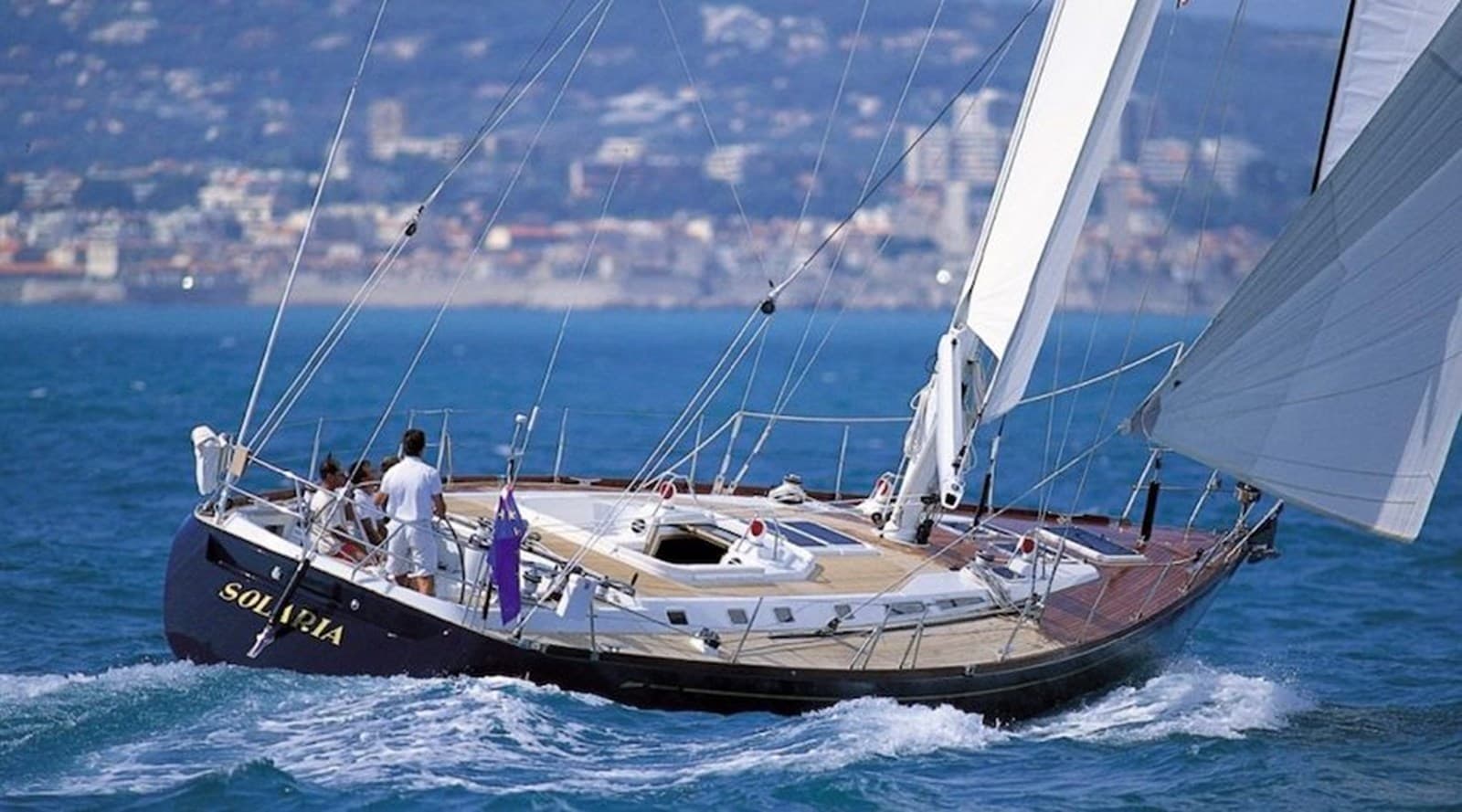 BLUE — 2001 · 61.88' · 3 Cabins · Pre-Owned