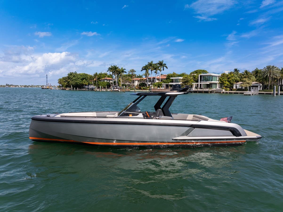 LIBERTY — 2022 · 39.99' · 1 Cabin · Pre-Owned