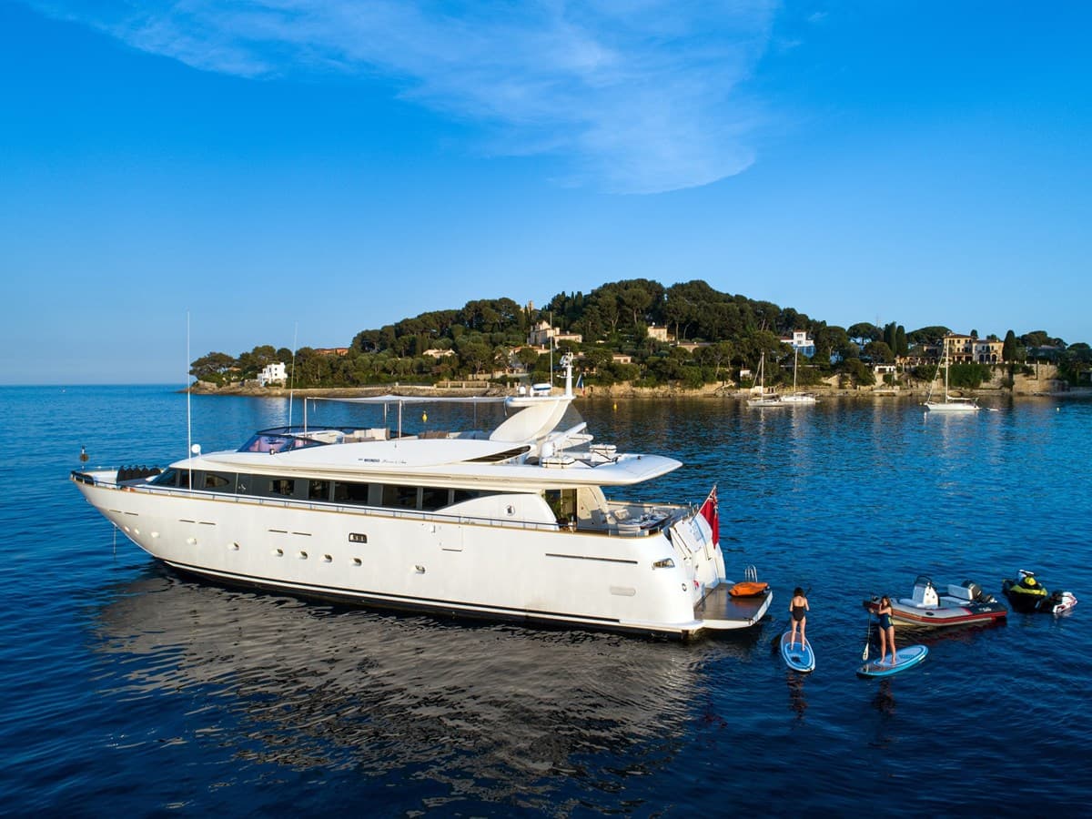 TALILA — 2000 · 91.86' · 4 Cabins · Pre-Owned