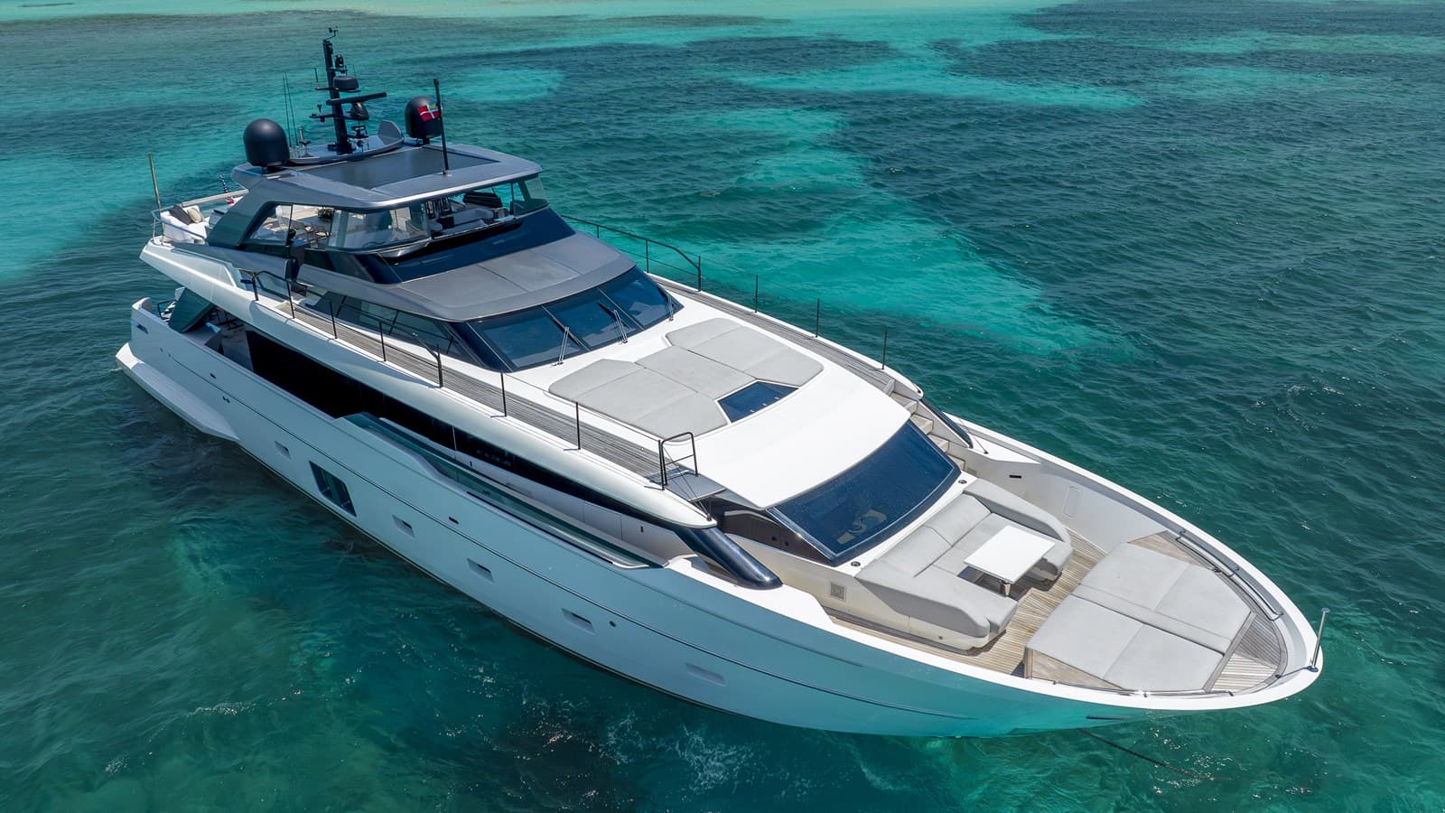 GATSBY — 2021 · 96' · 4 Cabins · Pre-Owned