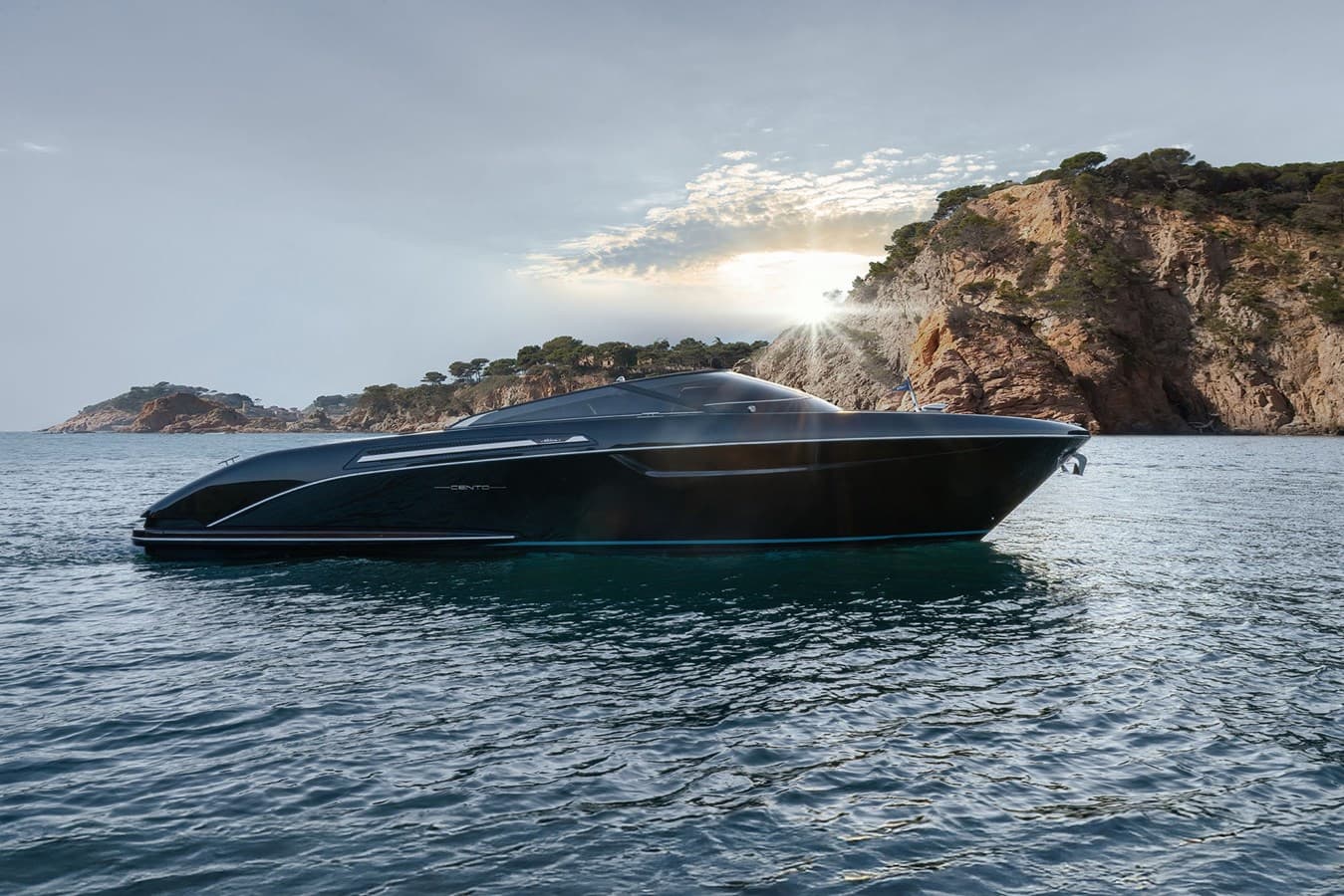 RIVA CENTO — 2025 · 38.98' · 1 Cabin · Pre-Owned