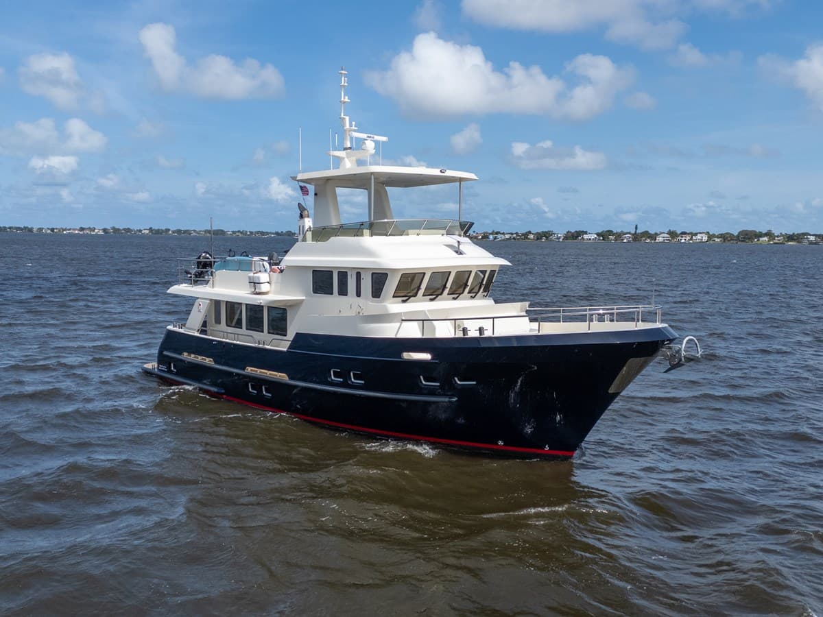 LADY GIGI — 2022 · 63.98' · 3 Cabins · Pre-Owned