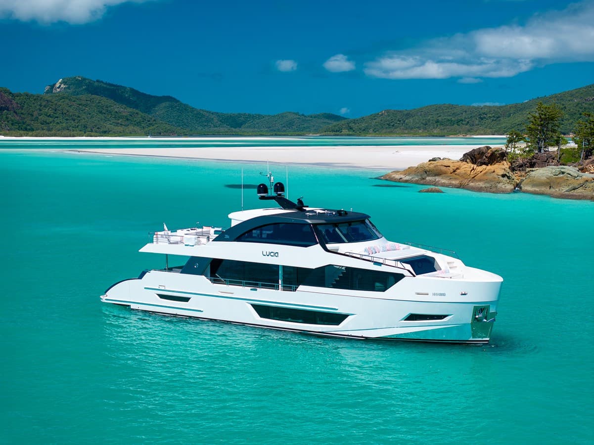 LUCIA — 2023 · 91.86' · 5 Cabins · Pre-Owned
