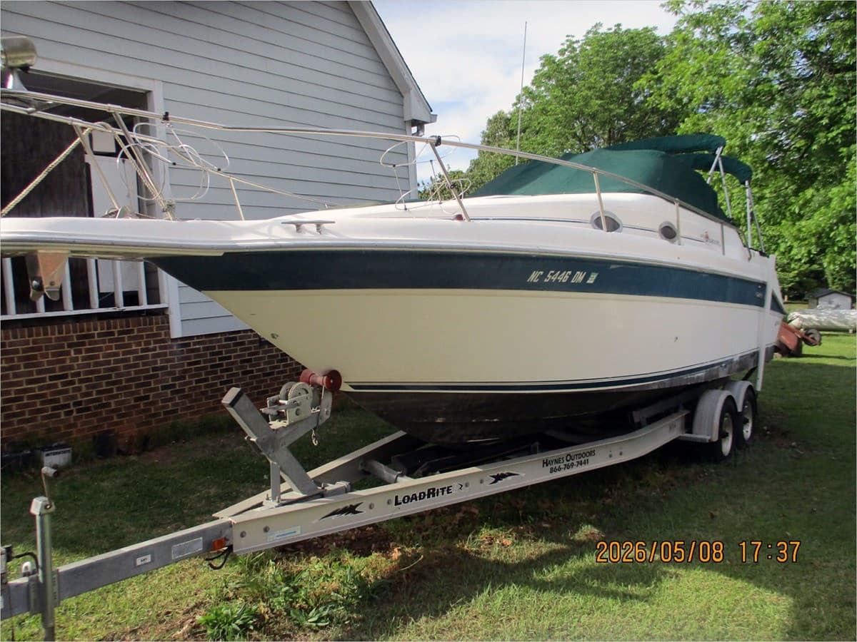 27' SEA RAY 1997 270 SUNDANCER — 1997 · 27.07' · 1 Cabin · Pre-Owned