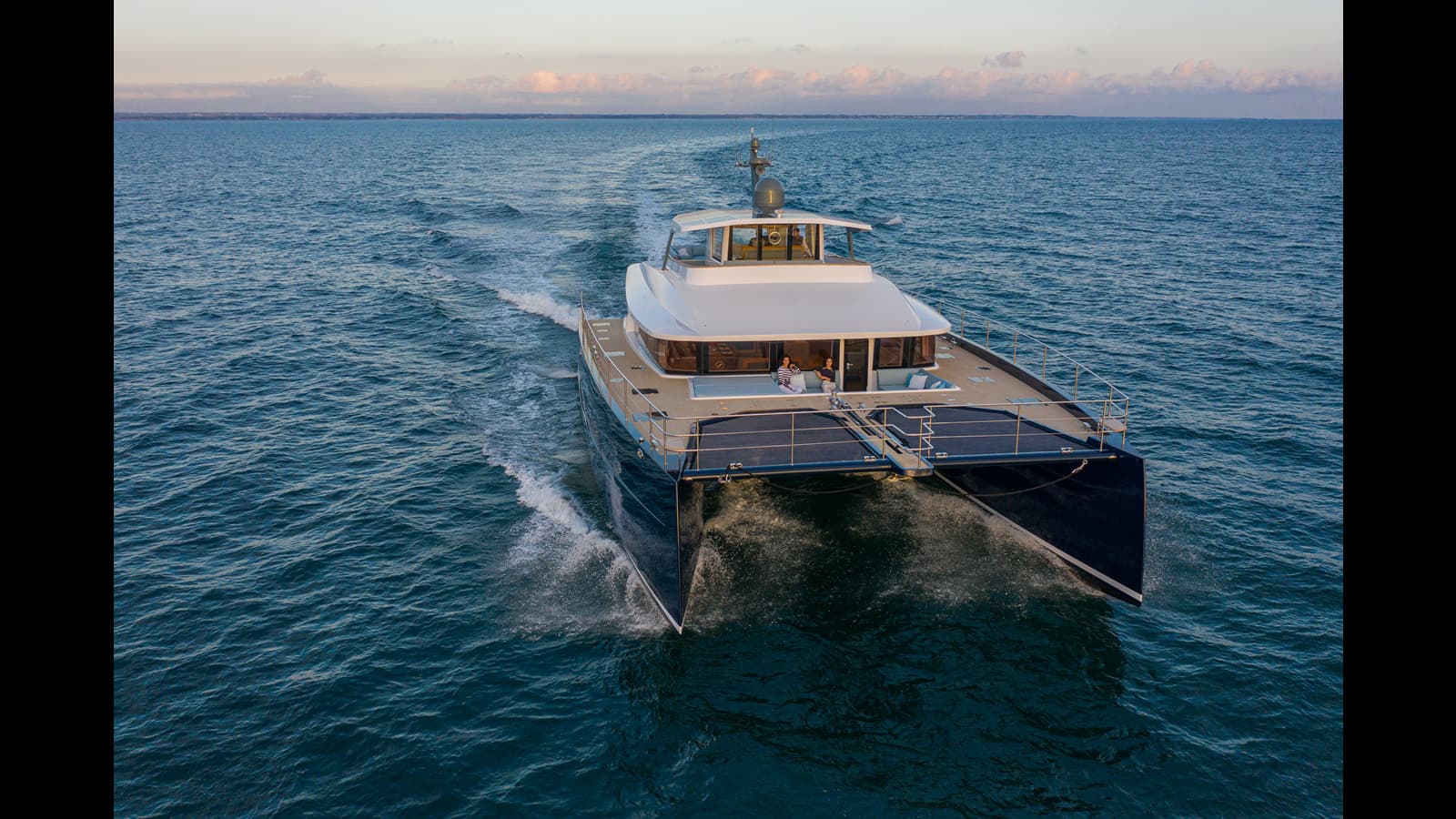 LONG ISLAND 78 — 2028 · 77.99' · 4 Cabins · Pre-Owned