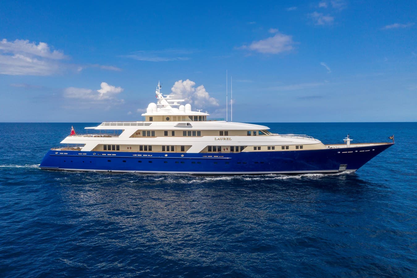 LAUREL — 2006 · 239.99' · 7 Cabins · Pre-Owned