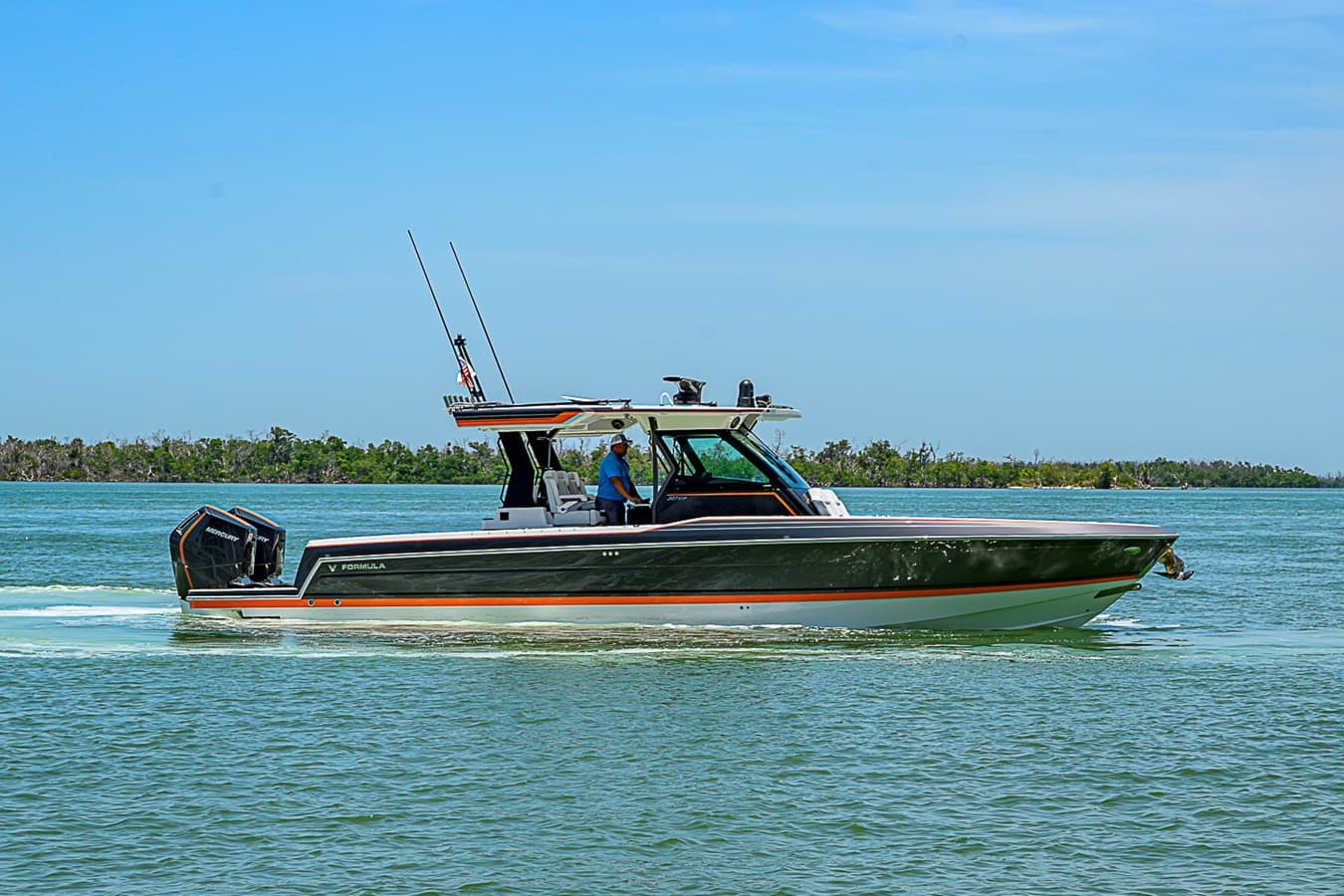 LAZY GIRL — 2024 · 38.58' · 1 Cabin · Pre-Owned