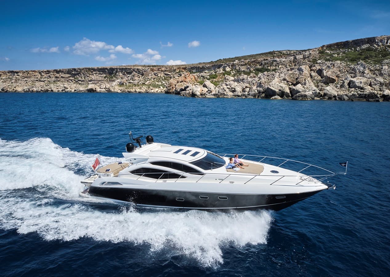 VELLAMO — 2010 · 63.98' · 3 Cabins · Pre-Owned
