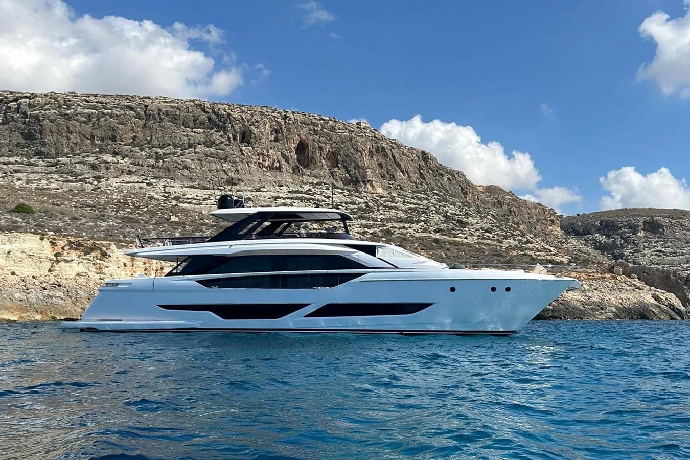 SAVIENNE — 2023 · 88.42' · 4 Cabins · Pre-Owned