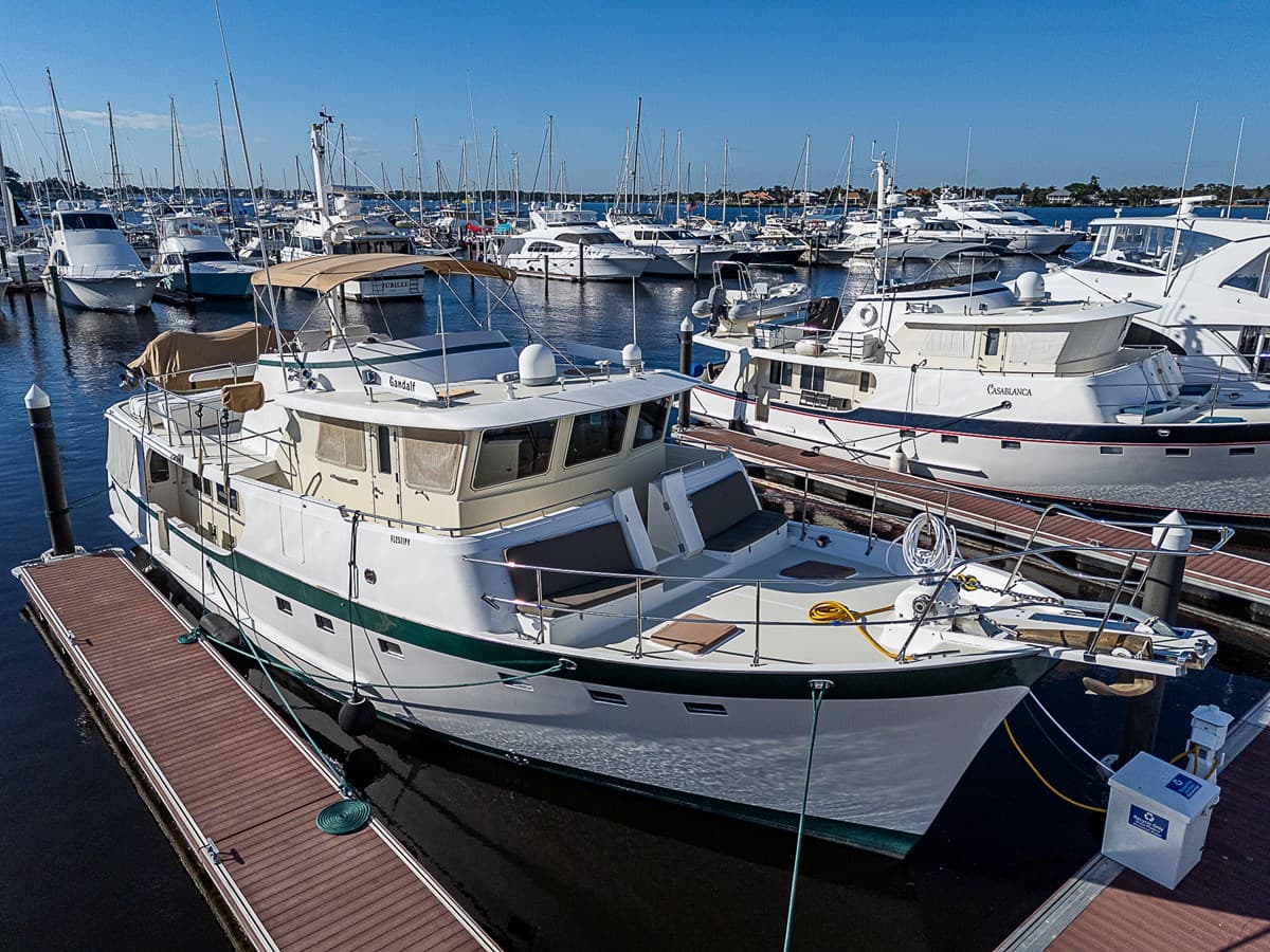 GANDALF — 2001 · 57.97' · 3 Cabins · Pre-Owned