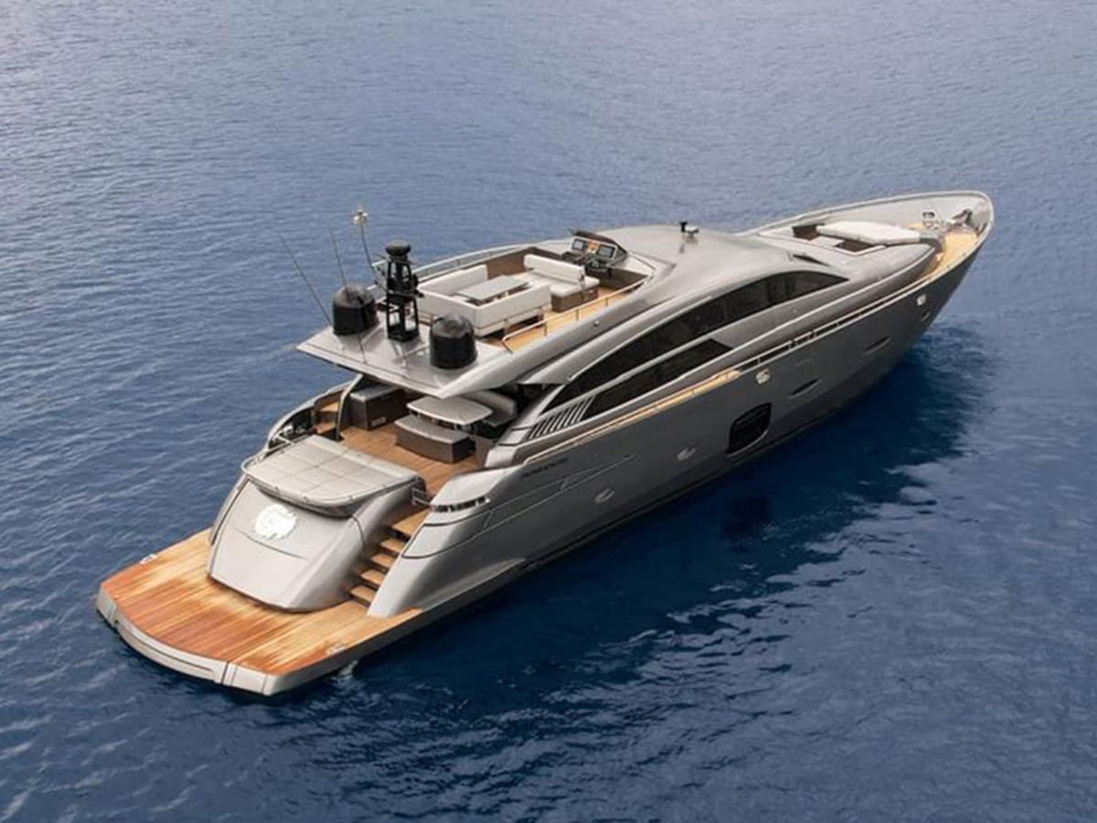HONEY BADGER — 2012 · 91.77' · 4 Cabins · Pre-Owned