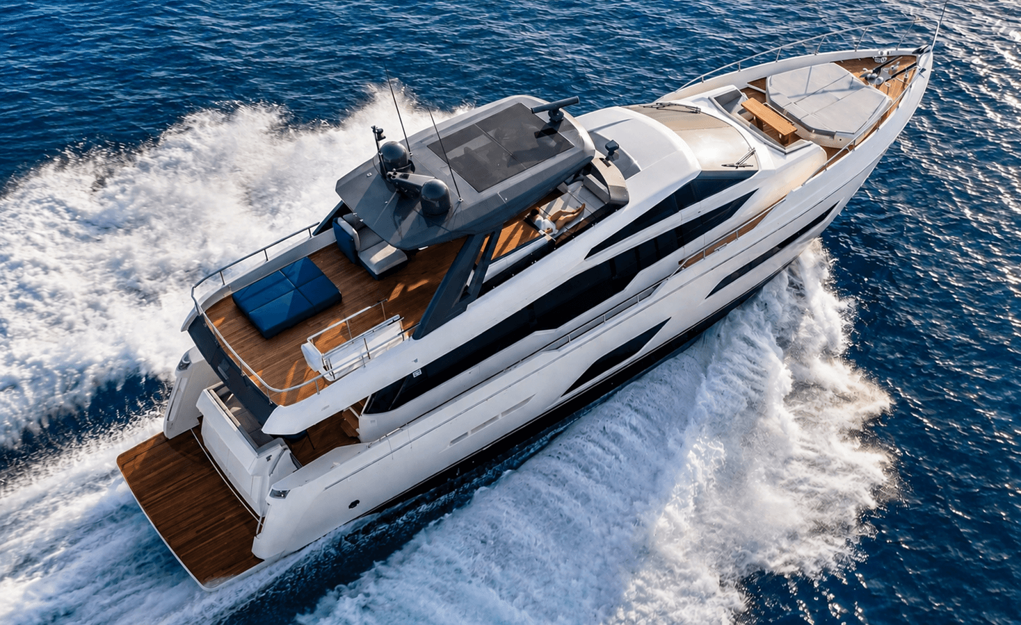 LD — 2023 · 74.64' · 4 Cabins · Pre-Owned