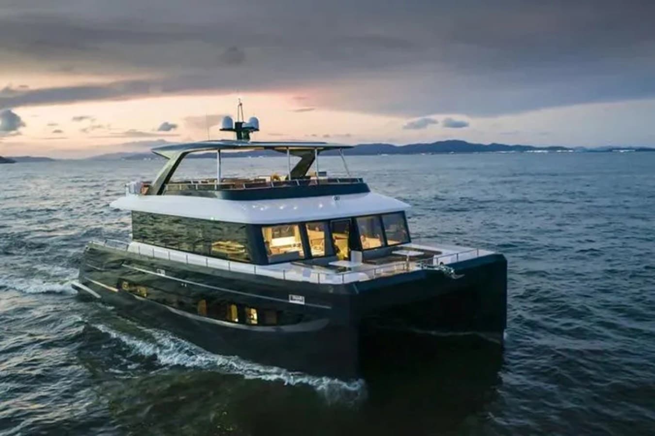 EVITA — 2025 · 62.73' · 5 Cabins · Pre-Owned