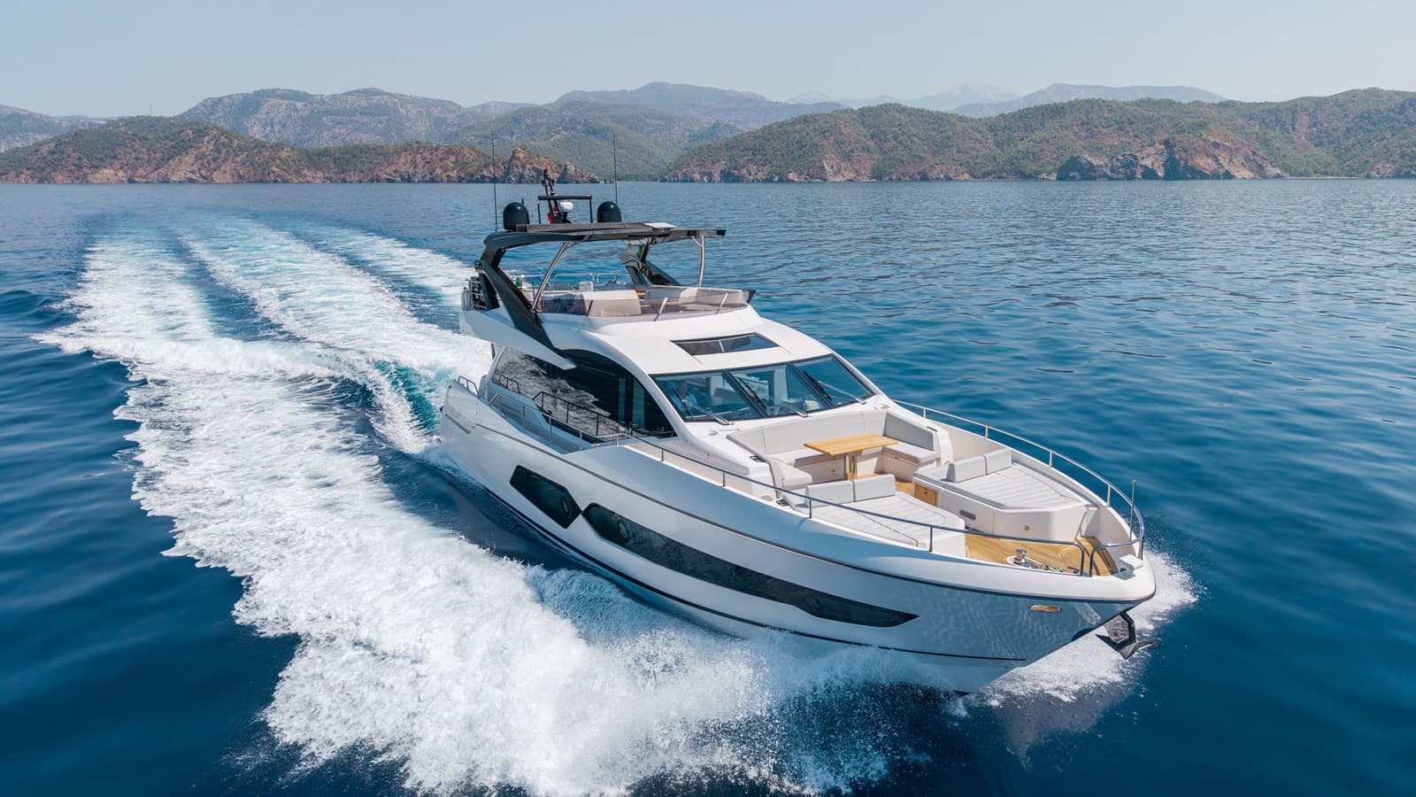 NAAMA — 2024 · 77.43' · 4 Cabins · Pre-Owned