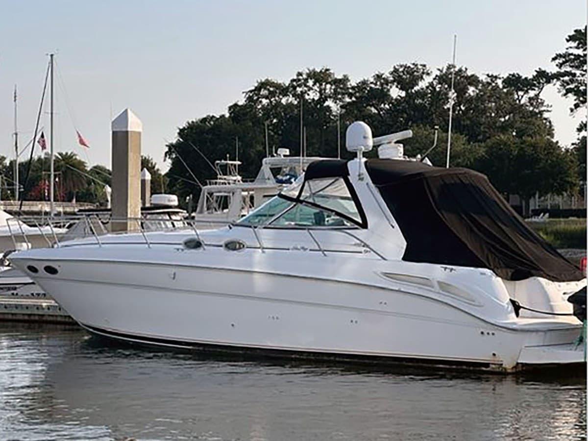38' SEA RAY 2000 380 SUNDANCER — 2000 · 38.06' · 1 Cabin · Pre-Owned