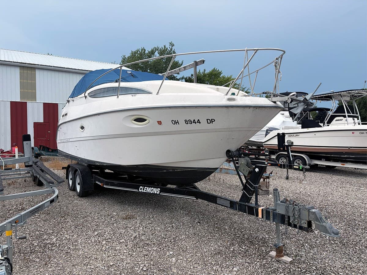 26' BAYLINER 2004 265 CIERA — 2004 · 26.08' · 1 Cabin · Pre-Owned