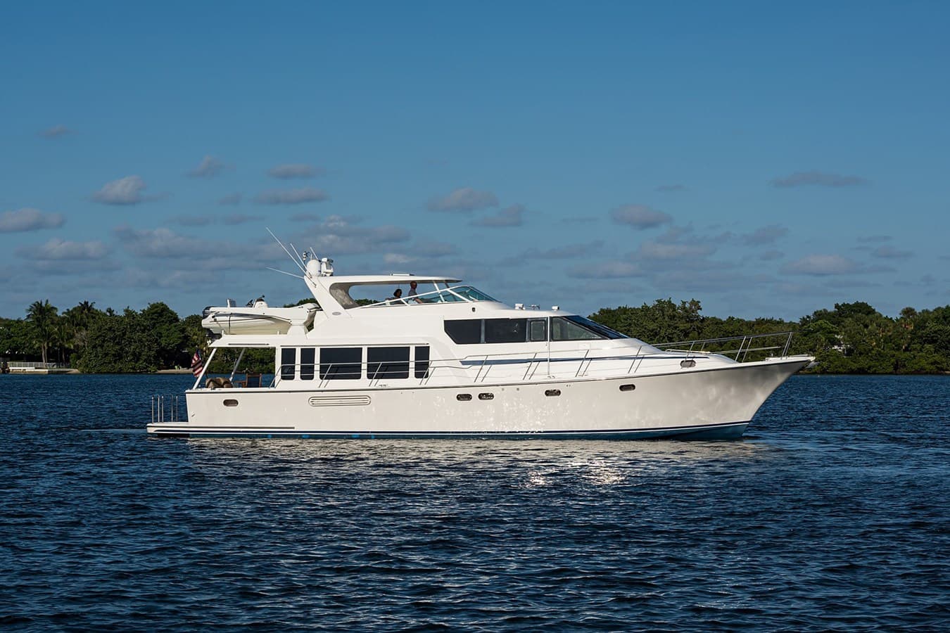 INDULGENCE — 2004 · 64.99' · 3 Cabins · Pre-Owned