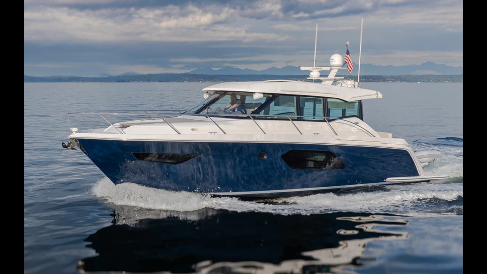 TIARA C49 COUPE — 2019 · 48.98' · 3 Cabins · Pre-Owned