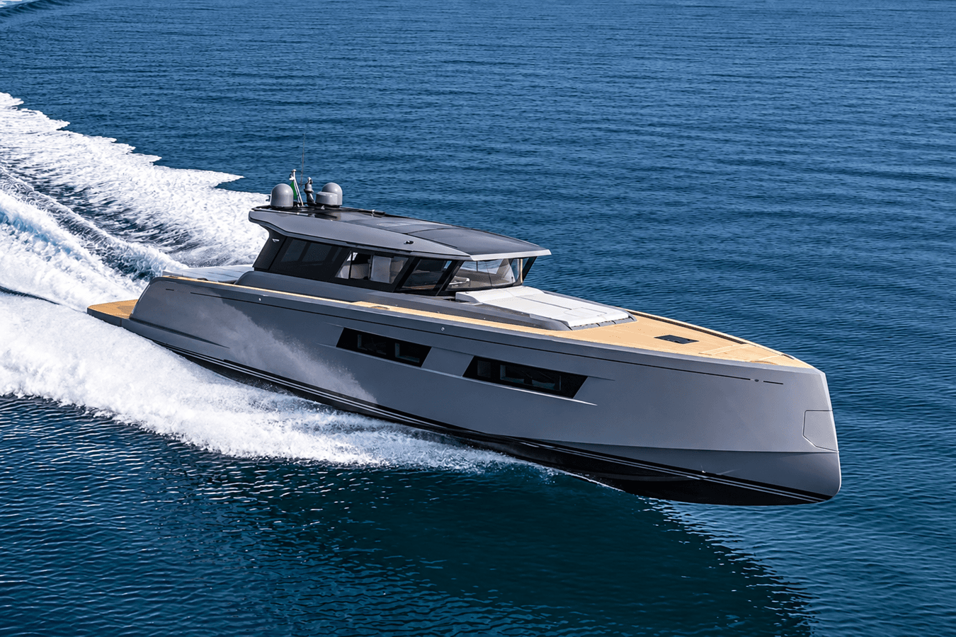 ENDOR — 2024 · 54.4' · 2 Cabins · Pre-Owned