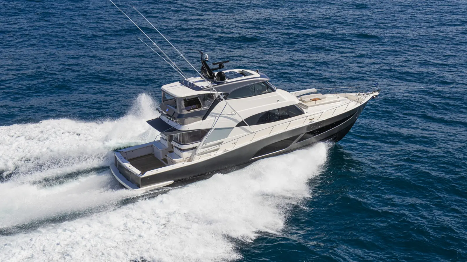 A Riviera 72 Sports Motor Yacht running at speed
