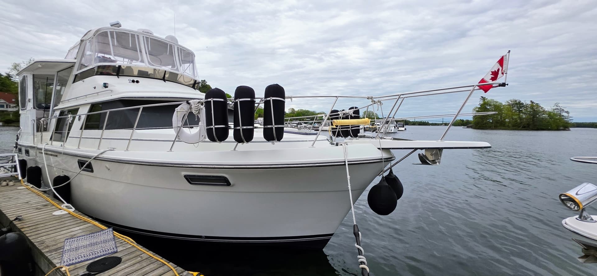 1987 Carver 4207 Aft Cabin — 1987 · 42' · Pre-Owned