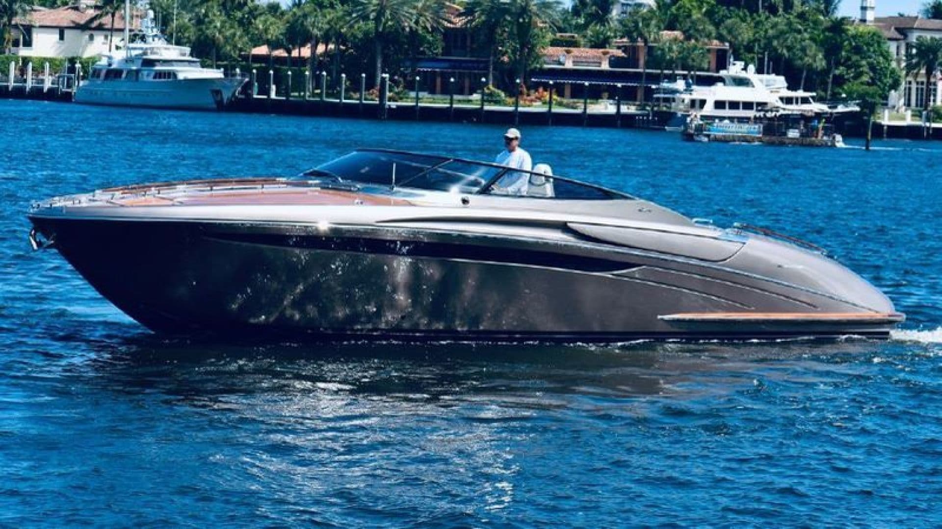 2006 Riva Rivarama — 2006 · 44' · Pre-Owned