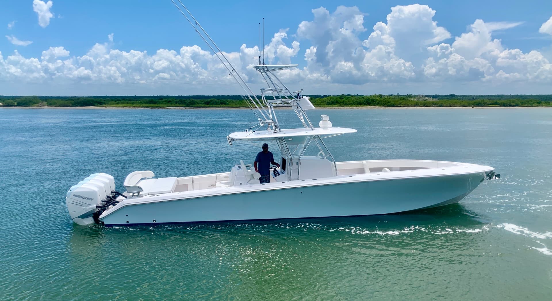Cameron Nicole — 2019 · 41' · Pre-Owned