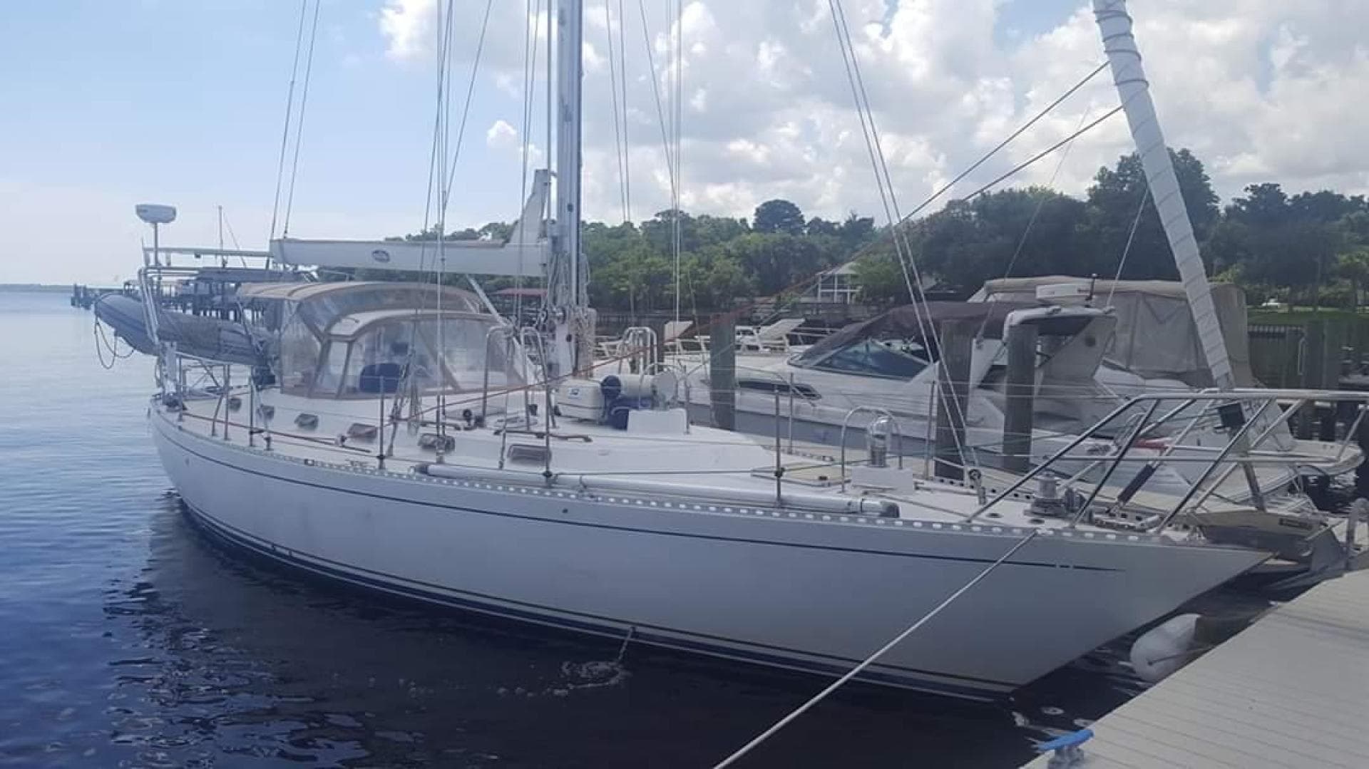 1982 Stevens — 1982 · 47' · Pre-Owned