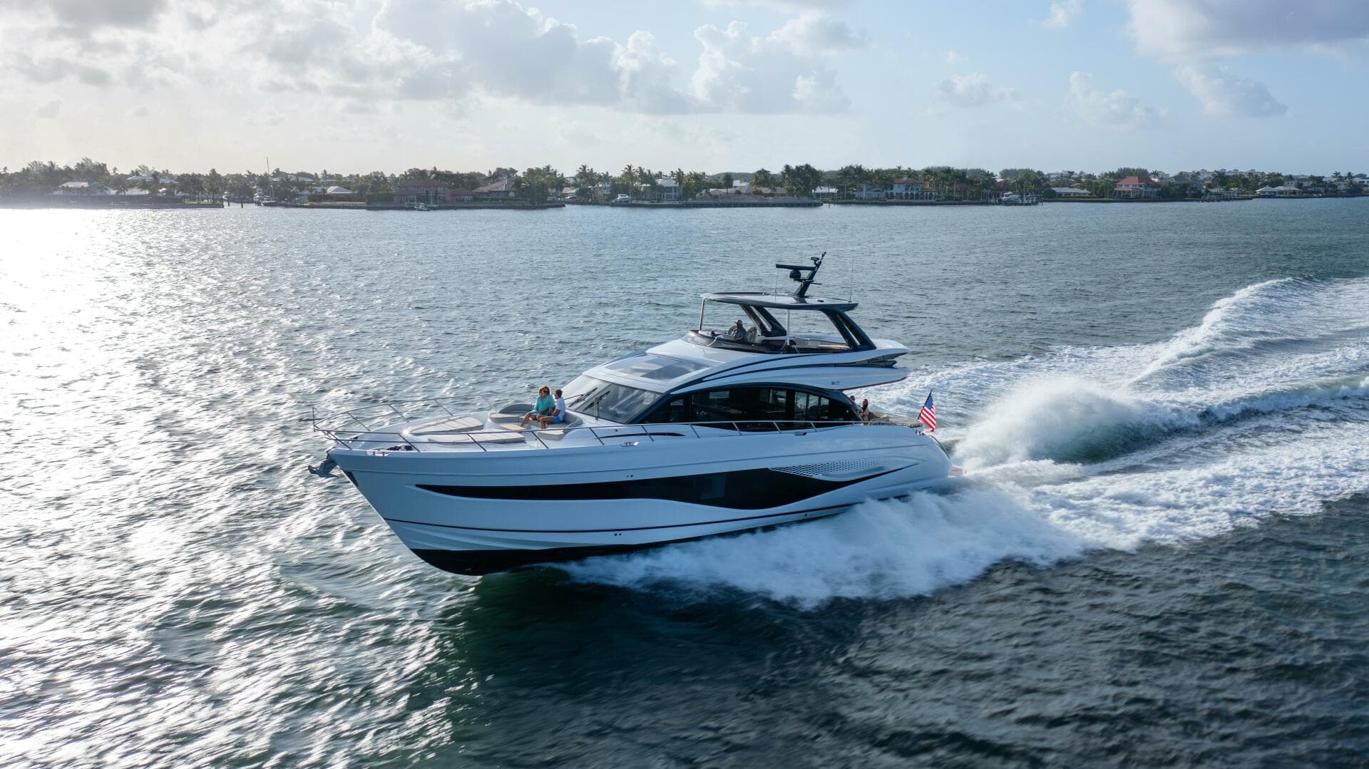Princess S74 — 2027 · 75' · 4 Cabins · New
