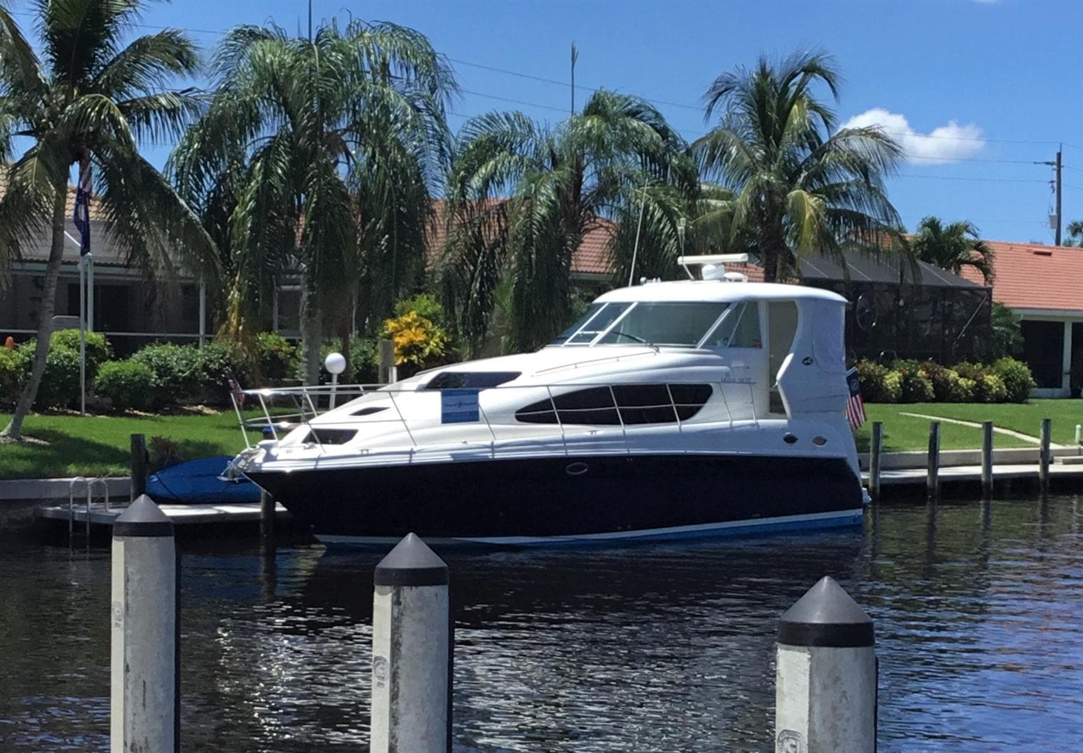 BLUE SKIES — 2005 · 40' · Pre-Owned
